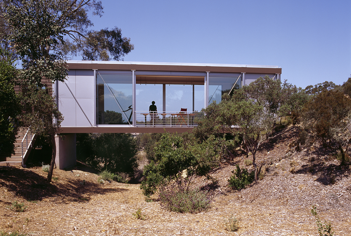 Artists’ Studio Bridge | Safdie Rabines Architects