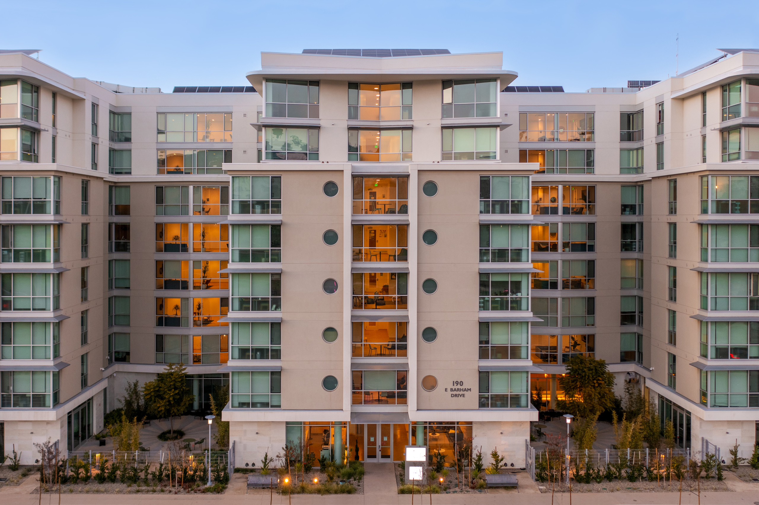 North Commons Student Housing | Safdie Rabines Architects