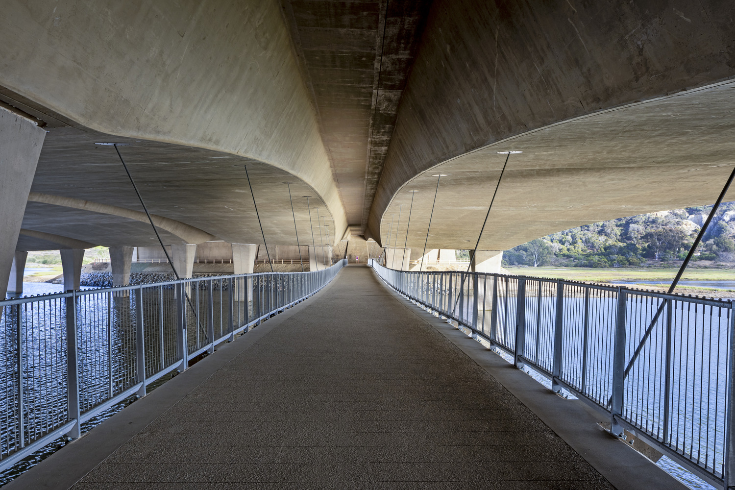 San Elijo Lagoon Pedestrian Bridge | Safdie Rabines Architects